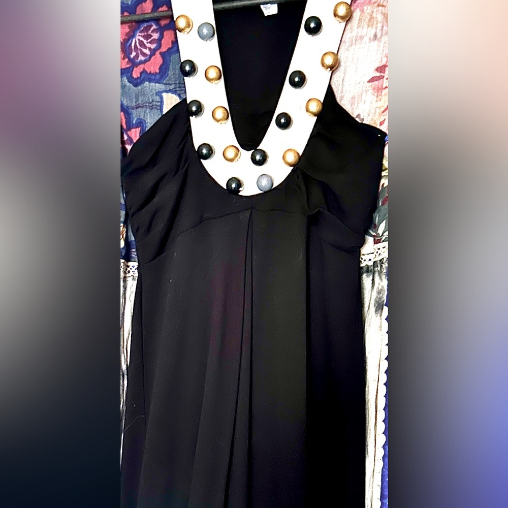 The ultimate little black dress!